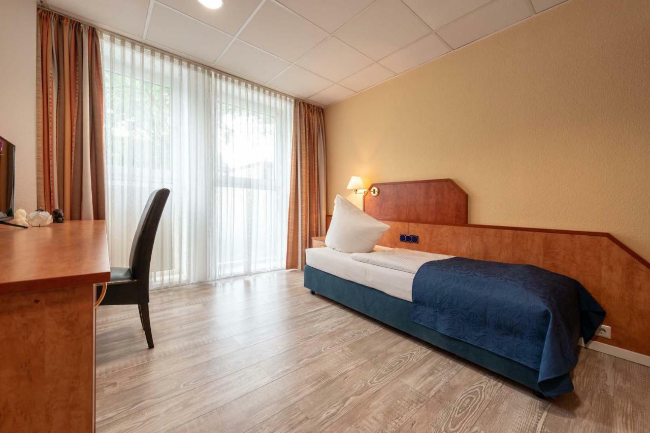 Отель Boardinghouse Burgpark Хюрт Экстерьер фото